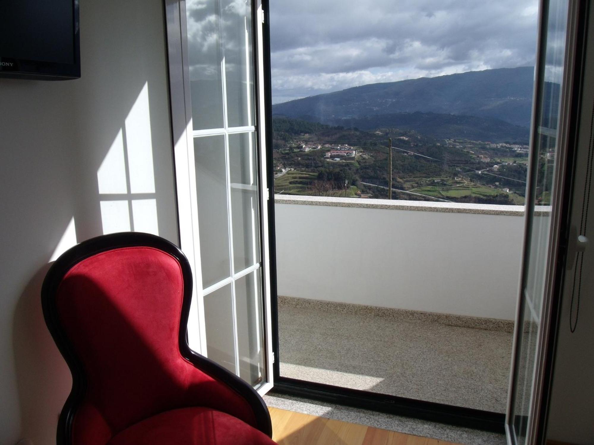 Quinta Da Casa Grande Pinheiro Guest House Baião Екстериор снимка